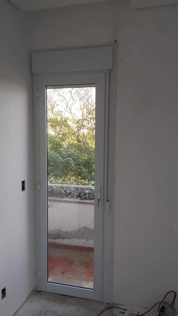 Portas Acústicas com Persiana Integrada